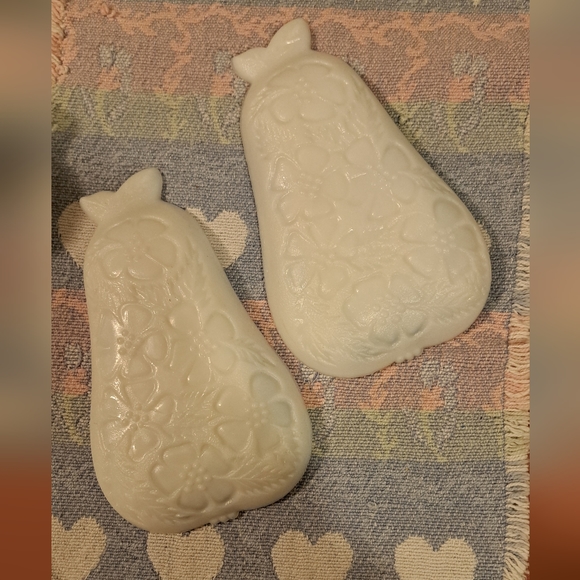 VINTAGE Hazel Atlas  pear shaped serving dish. - Picture 2 of 4